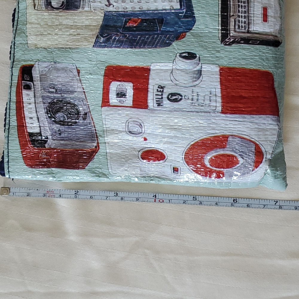 Blue Q Cameras Graphic Accessory/Pencil Zipper Bag - Picture 5 of 6